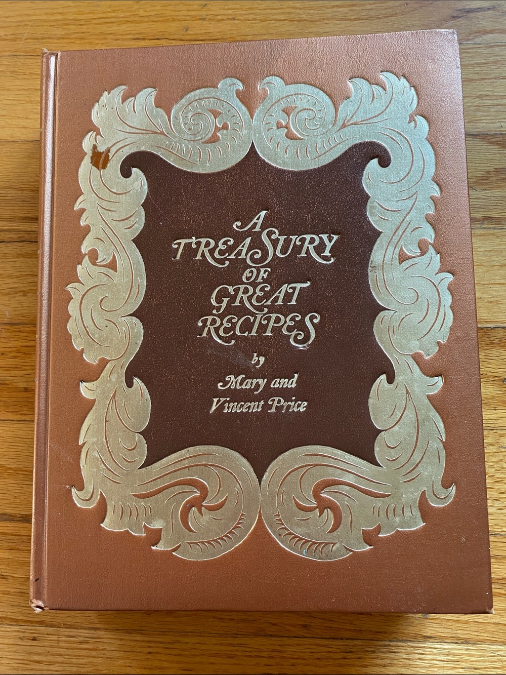 1970’s A Treasury of Great Recipes by Mary and Vincent Price Very Good Condition